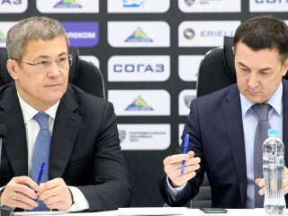 Хабиров – игрокам «Салавата»: «Для вас в плей-офф нет нерешаемых задач – «Авангард» или «Ак Барс»