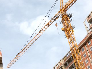 Мэр Уфы потребовал проверить выданные разрешения на строительство высоток в городе