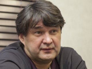 «Никто не справится лучше него». Газизов вернулся в «Уфу», чтобы спасти ее
