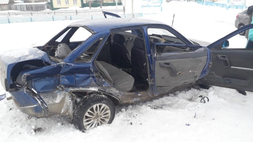 Пятеро детей пострадали в ДТП в Башкирии Пятеро детей пострадали в ДТП в Башкирии