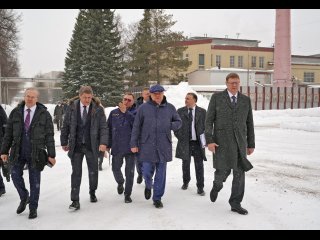 Радий Хабиров и Анатолий Сердюков посетили заводы «Гидравлика» и «ЕСМ» в Уфе