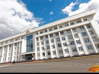 В Дом республики закупают кресла, шторы и жалюзи на сумму до 9 млн рублей