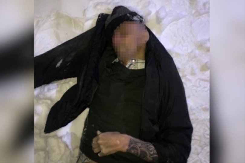 В Уфе найдено замерзшее тело мужчины с татуировками В Уфе найдено замерзшее тело мужчины с татуировками
