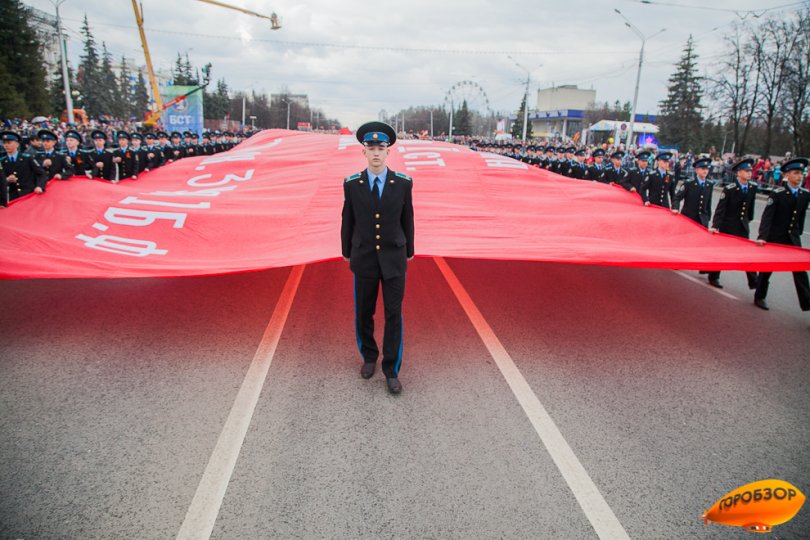 Минтруд думает увеличить продолжительность майских праздников Минтруд думает увеличить продолжительность майских праздников