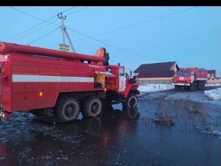 В Уфе подтопило жилой дом, дорогу и придомовые участки