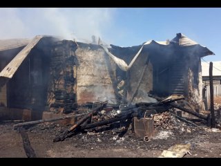 Два человека погибли в крупном пожаре в районе Башкирии