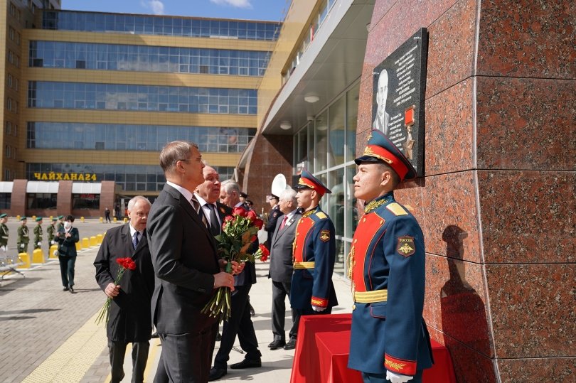 Глава Башкирии Радий Хабиров вернулся из отпуска Глава Башкирии Радий Хабиров вернулся из отпуска