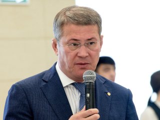 Радий Хабиров поздравил жителей Башкирии с Днем Победы