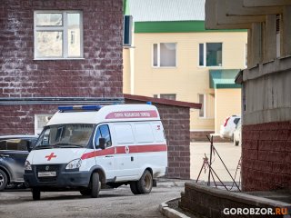 В Башкирии работник литейно-механического завода погиб, упав с высоты шести метров