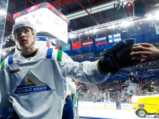 Данил Алалыкин – о прошедшем сезоне, выступлении в трех командах и первом голе в КХЛ