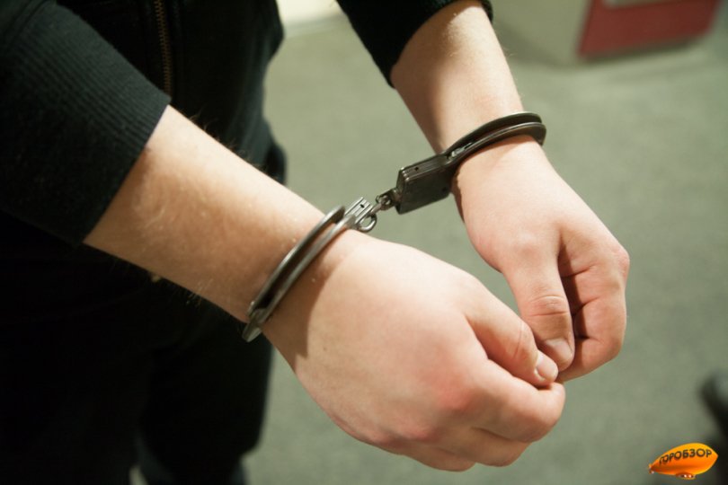 В Башкирии пьяный внук зарезал свою бабушку во время празднования ее дня рождения
В Башкирии пьяный внук зарезал свою бабушку во время празднования ее дня рождения