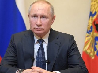 Владимир Путин прокомментировал провал сборных России по футболу и хоккею