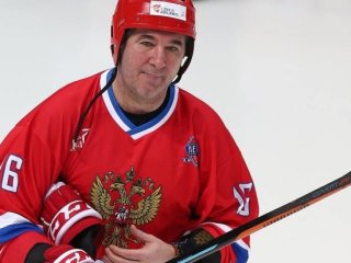 Кожевников рассказал, почему иностранный тренер не нужен в штабе сборной России 