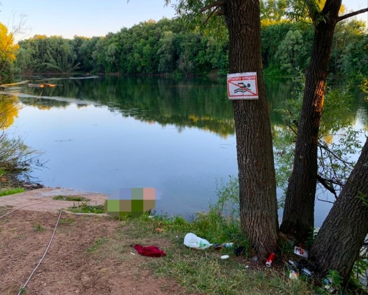 Под Уфой в пруду обнаружили тело 33-летнего мужчины
Под Уфой в пруду обнаружили тело 33-летнего мужчины
