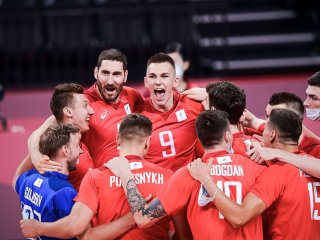 Сборная России по волейболу одержала третью победу подряд на Олимпиаде