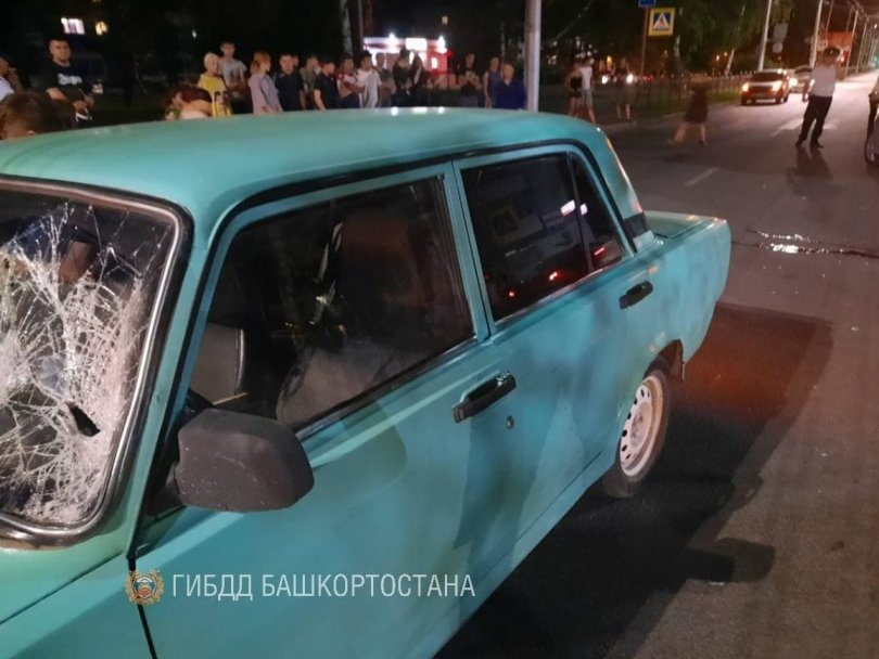 В Башкирии 19-летний водитель насмерть сбил женщину
В Башкирии 19-летний водитель насмерть сбил женщину
