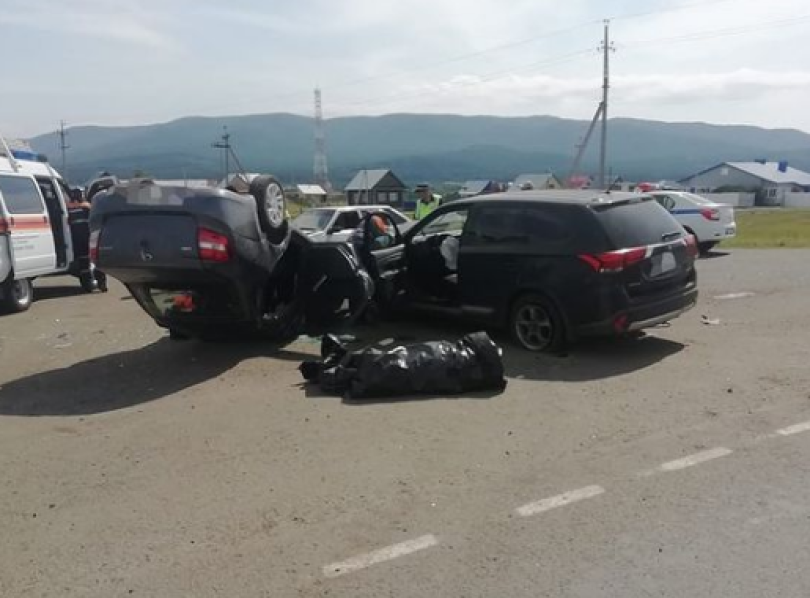 В Башкирии сегодня в аварии скончался водитель перевернувшейся машины В Башкирии сегодня в аварии скончался водитель перевернувшейся машины