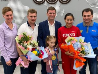 Олимпийская чемпионка Аделина Загидуллина вернулась в Уфу
