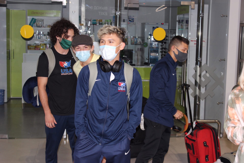 В Уфе американских борцов встретила… Мэрилин Монро, а шведы сплясали под башкирский рэп В Уфе американских борцов встретила… Мэрилин Монро, а шведы сплясали под башкирский рэп