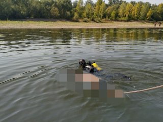 В Уфе в реке обнаружили тело 21-летнего парня