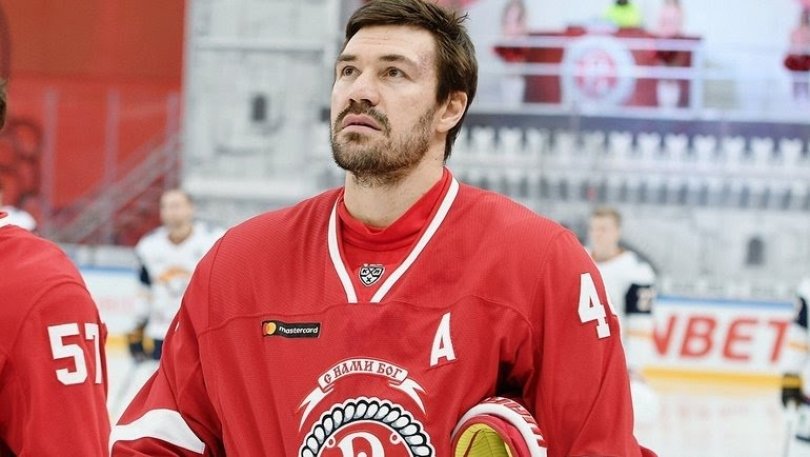 38-летний Артюхин подписал контракт с «Адмиралом» 38-летний Артюхин подписал контракт с «Адмиралом»