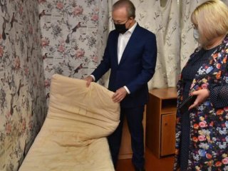 Андрей Назаров поручил отремонтировать студенческие общежития в Башкирии
