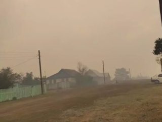 Из-за сильного дыма эвакуировали всех жителей деревни в Башкирии