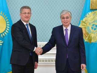 Радий Хабиров сообщил о встрече с президентом Казахстана
