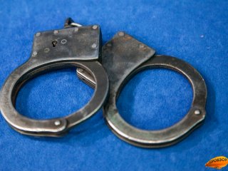 В Уфе молодая мать обвиняется в жестоком обращении с двумя 5-летними детьми 