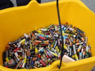 В Уфе наградят победителей экологической акции по сбору старых батареек 
