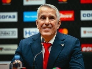 Боб Хартли: «Игроки «Сочи» говорили, что у них нет выбора, Назаров хочет устроить драку»