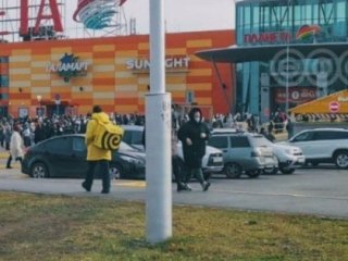 Из-за угрозы теракта в Уфе эвакуировали посетителей пяти торговых центров
