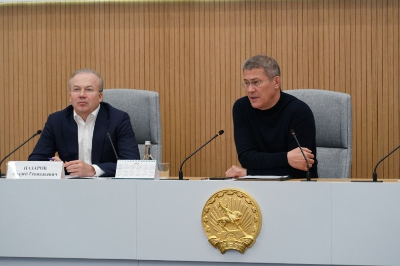 Радий Хабиров обсудил ситуацию по коронавирусу в Башкирии на заседании оперштаба Радий Хабиров обсудил ситуацию по коронавирусу в Башкирии на заседании оперштаба