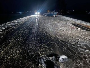 В Башкирии из-за снегопада на трассе сбили пешехода