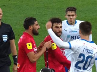 В матче «Спартак» – «Динамо» произошла массовая потасовка (ВИДЕО)