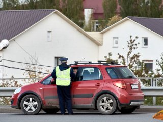 Российских водителей в 2022 году ожидают новые автомобильные штрафы