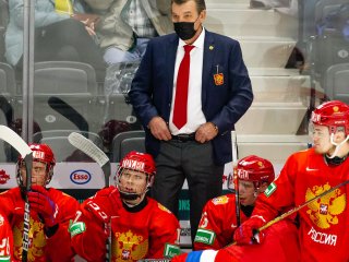 Сборная России проиграла Швеции в стартовом матче на МЧМ-2022
