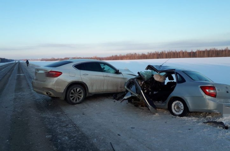 Под Уфой после столкновения с BMW погиб 53-летний водитель «Лады» Под Уфой после столкновения с BMW погиб 53-летний водитель «Лады»