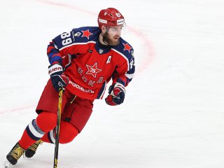 Семь хоккеистов ЦСКА попали в расширенный состав сборной России перед Олимпиадой