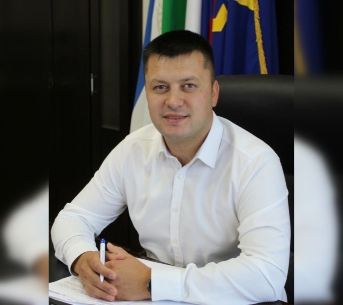 Мэр Нефтекамска Ратмир Мавлиев покинул свой пост и намекнул на новое назначение Мэр Нефтекамска Ратмир Мавлиев покинул свой пост и намекнул на новое назначение