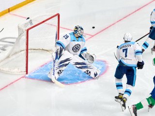 «Сибирь» выиграла первый матч в серии с «Салаватом»