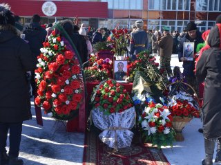 В Башкирии простились с военнослужащим, погибшим в ходе спецоперации в Украине