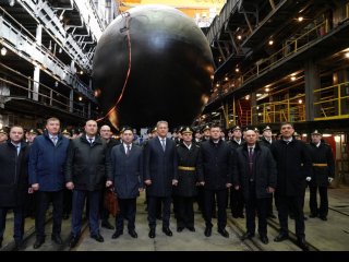 В Санкт-Петербурге спустили на воду субмарину «Уфа»
