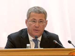 «В условиях санкционного давления»: глава Башкирии рассказал о мерах поддержки легкой промышленности