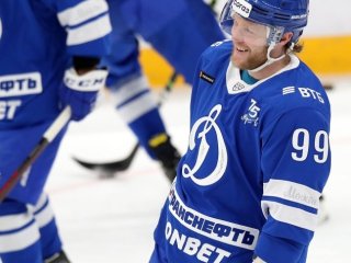 Андрей Сергеев заключил контракт с «Локомотивом»