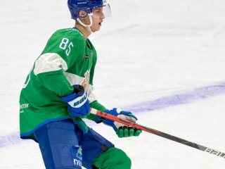 Мухамадуллин набрал первое очко за «Ютику Кометс» в АХЛ (ВИДЕО)