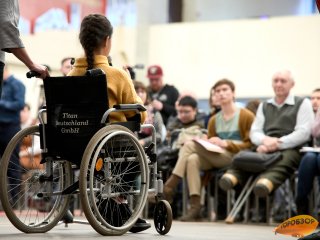 Госдума приняла закон о бесплатном двухразовом питании для детей-инвалидов