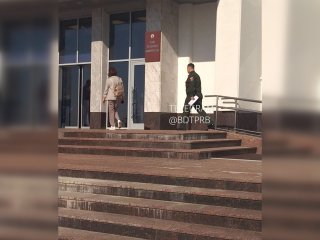 У здания правительства Башкирии заметили военного комиссара республики Михаила Блажевича