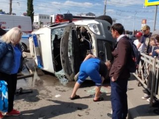 В ДТП с машиной скорой помощи в Уфе пострадала 8-летняя девочка