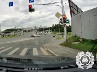 Есть пострадавшие в ДТП между легковым автомобилем и автобусом в Уфе
